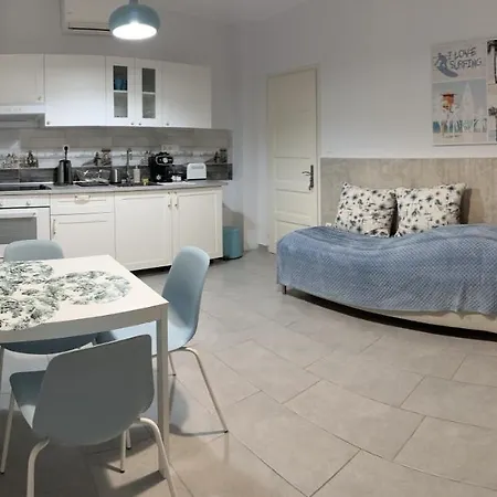 Topart Ii Apartment